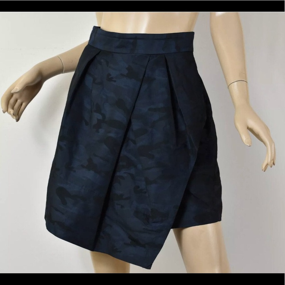 Banana Republic Camo jacquard skirt
